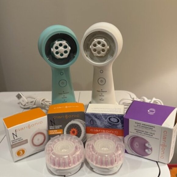 Clarisonic Mia Smart Sonic White and Green models with Chargers - Picture 1 of 2